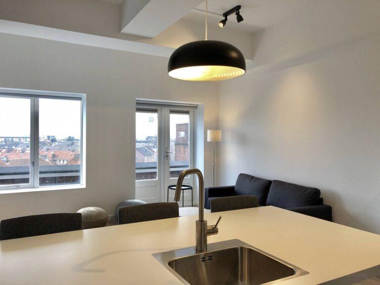 Gemeubileerd 2-kamerappartement met terras - Afbeelding 9