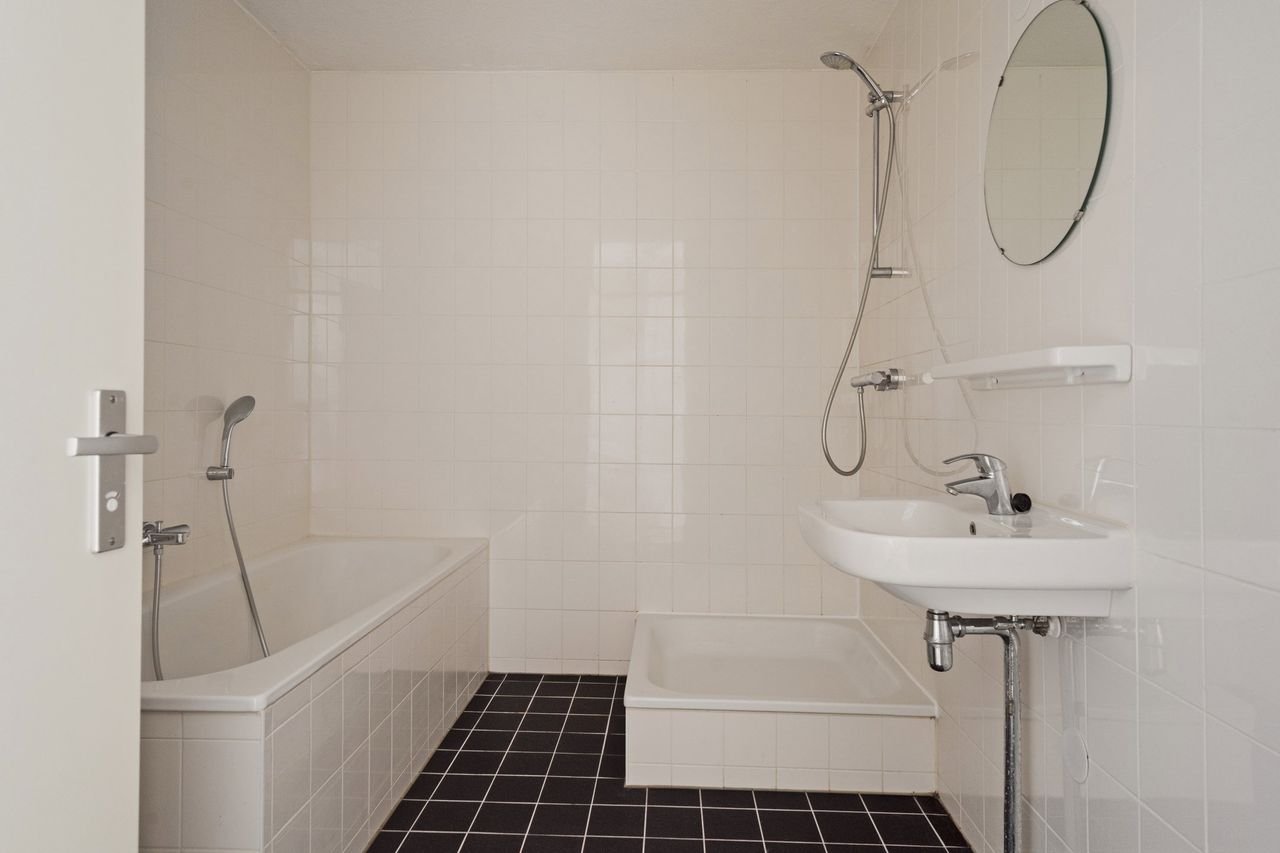 Ruime gezinswoning met tuin en zonnepanelen - Afbeelding 29