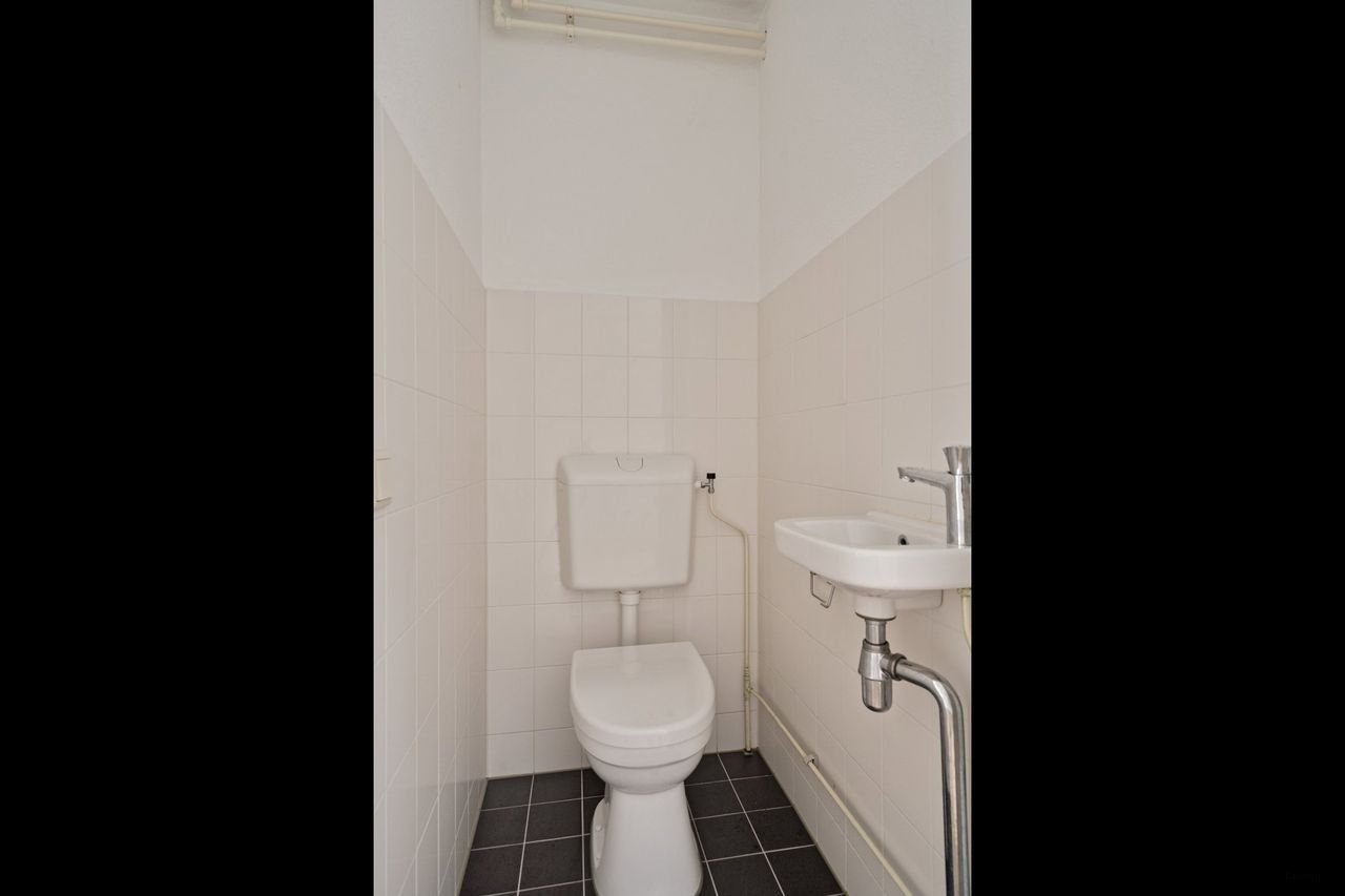 Ruime gezinswoning met tuin en zonnepanelen - Afbeelding 21