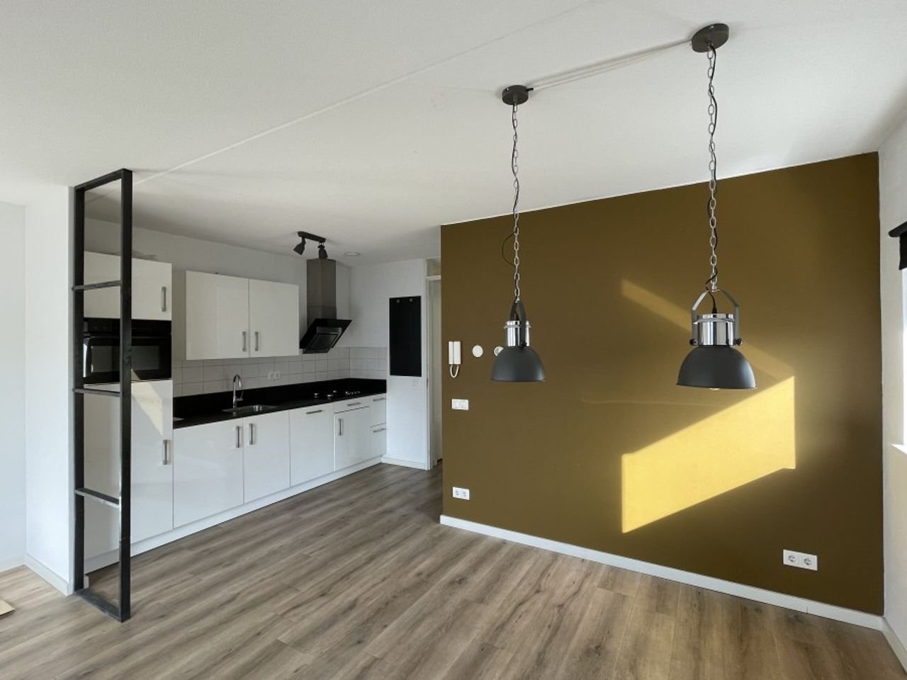Tweekamerappartement met balkon en parking aan het Sophiapark - Afbeelding 3