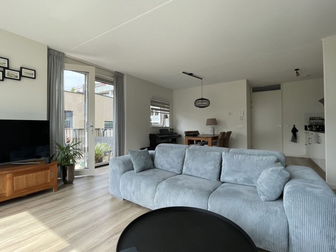 Modern appartement met balkon en parkeerplek - Afbeelding 2