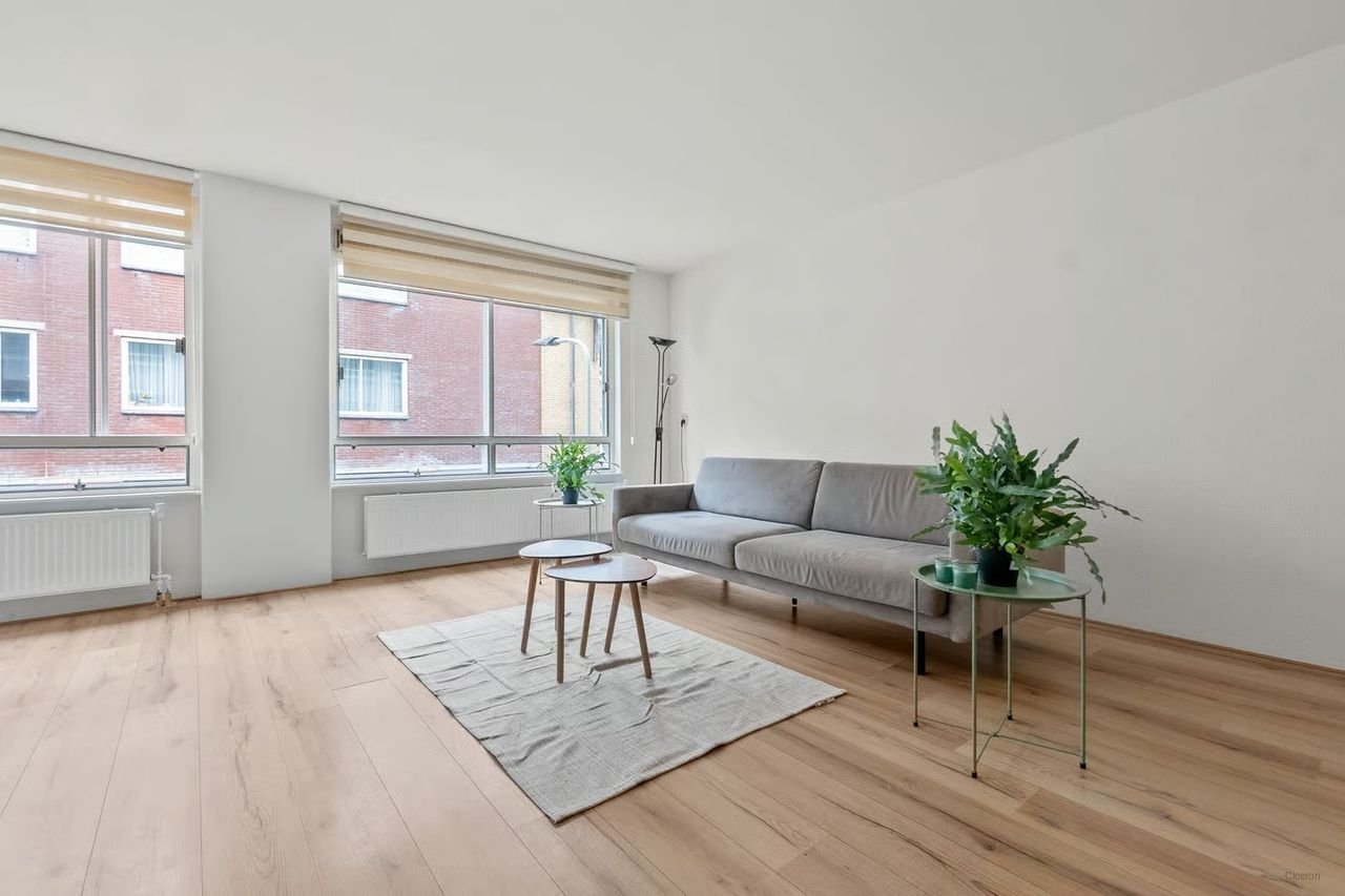 Licht 3-kamer appartement aan de Breedstraat - Afbeelding 2