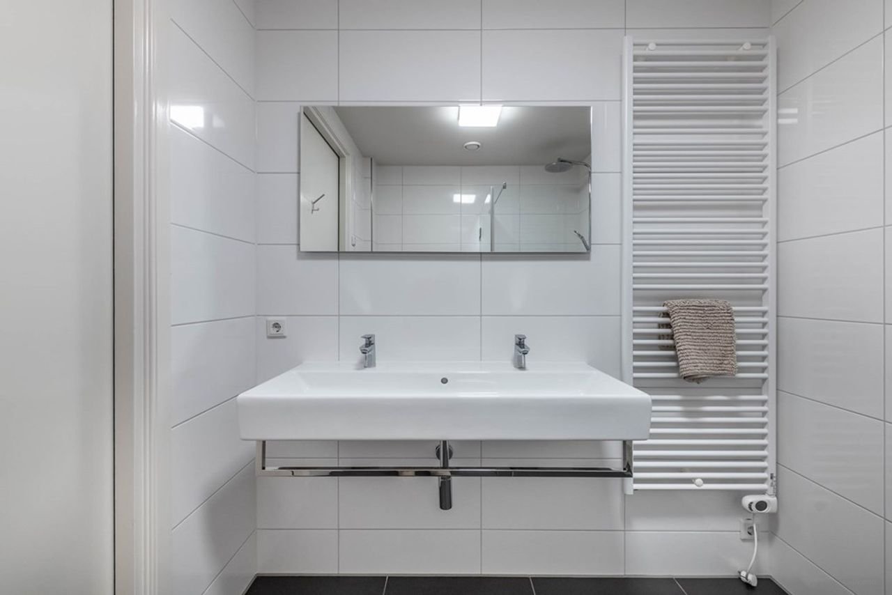 89m² met lift in de Helmersbuurt - Afbeelding 14