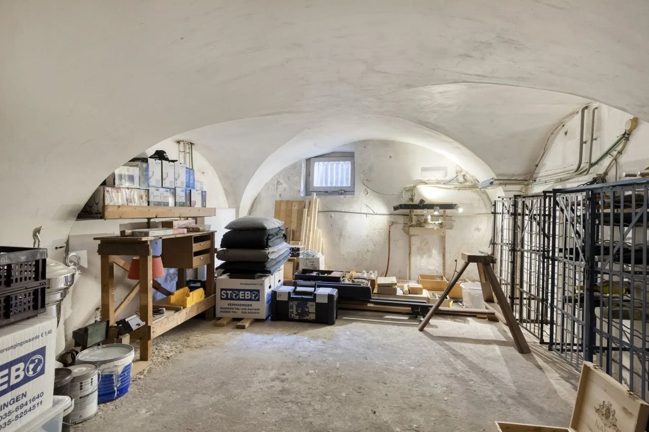 Spacious Monumental Residence in Naarden Vesting - Image 16