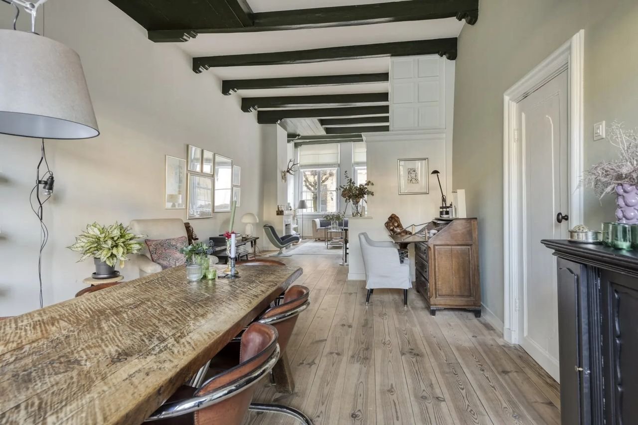 Spacious Monumental Residence in Naarden Vesting - Image 7