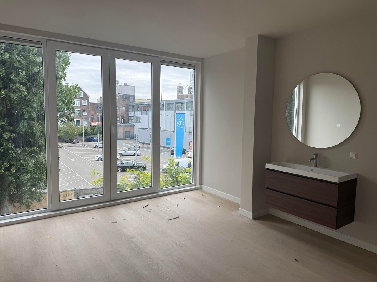 Renovated apartment in the heart of Kralingen - Image 6