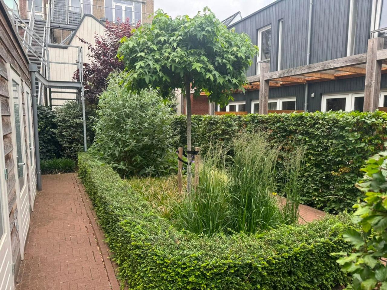Rustig 2-kamerappartement met tuin - Afbeelding 8