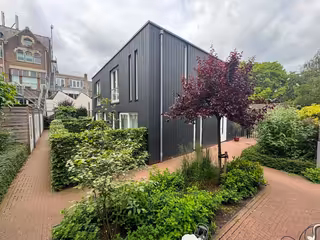 Rustig 2-kamerappartement met tuin
