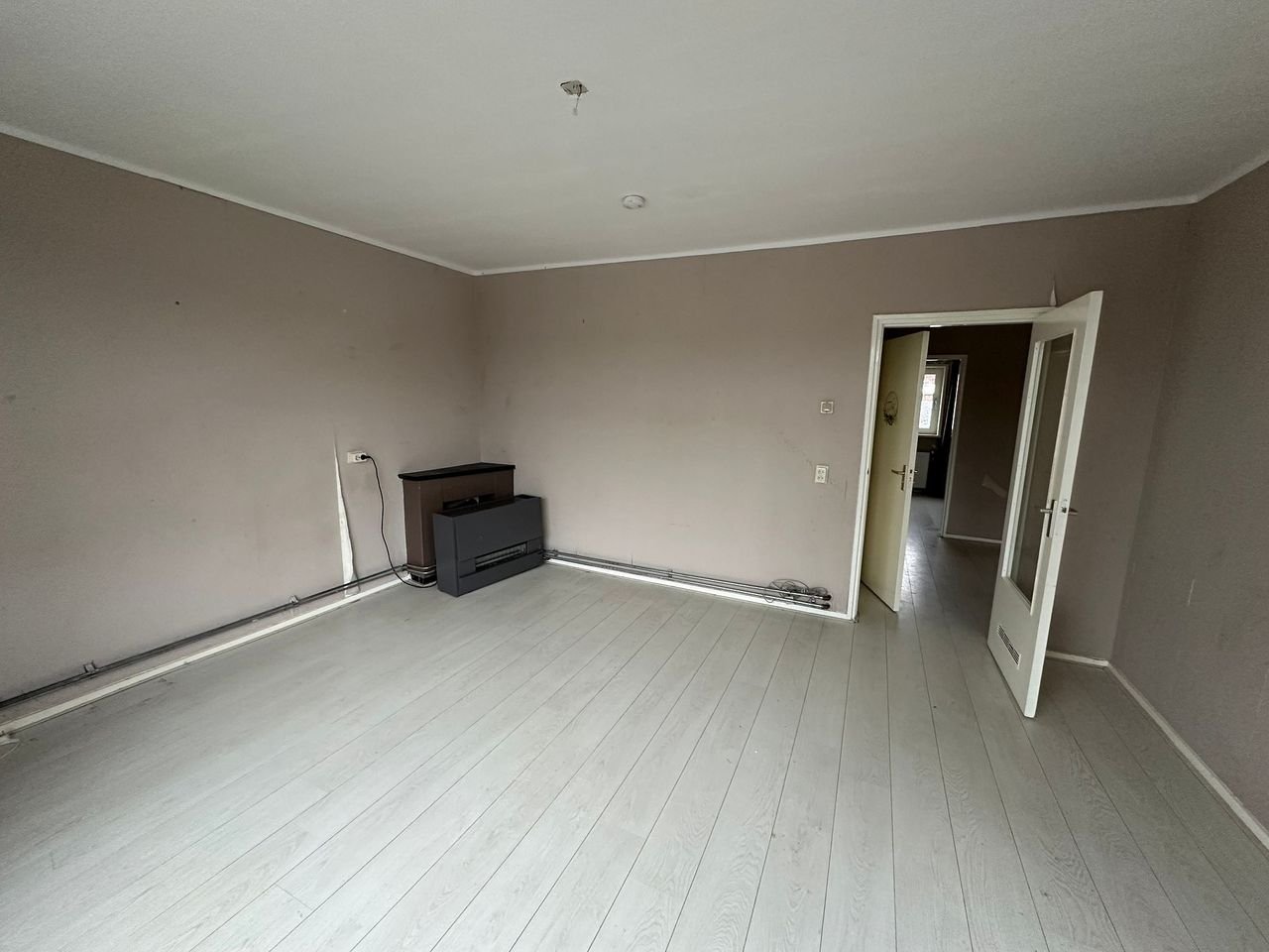 Licht 3-kamer appartement met zonnig balkon - Afbeelding 2