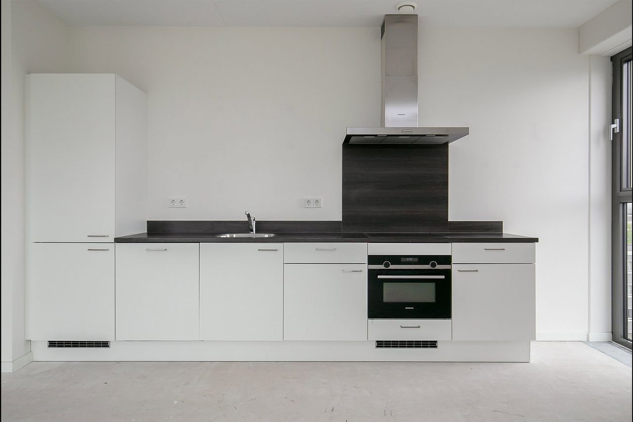 Modern appartement met balkon in Utrecht - Afbeelding 12