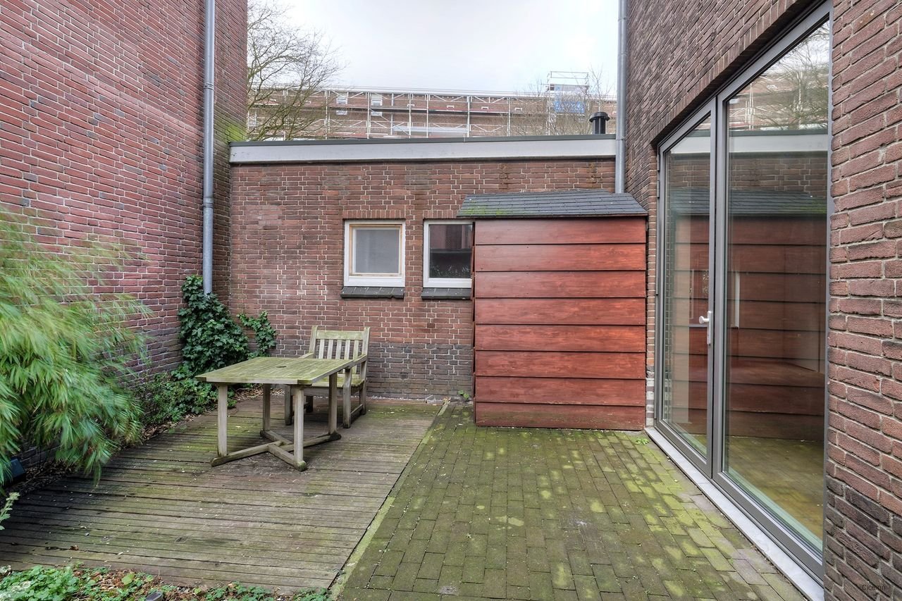 Licht hoekhuis in oude school Oost - Afbeelding 20