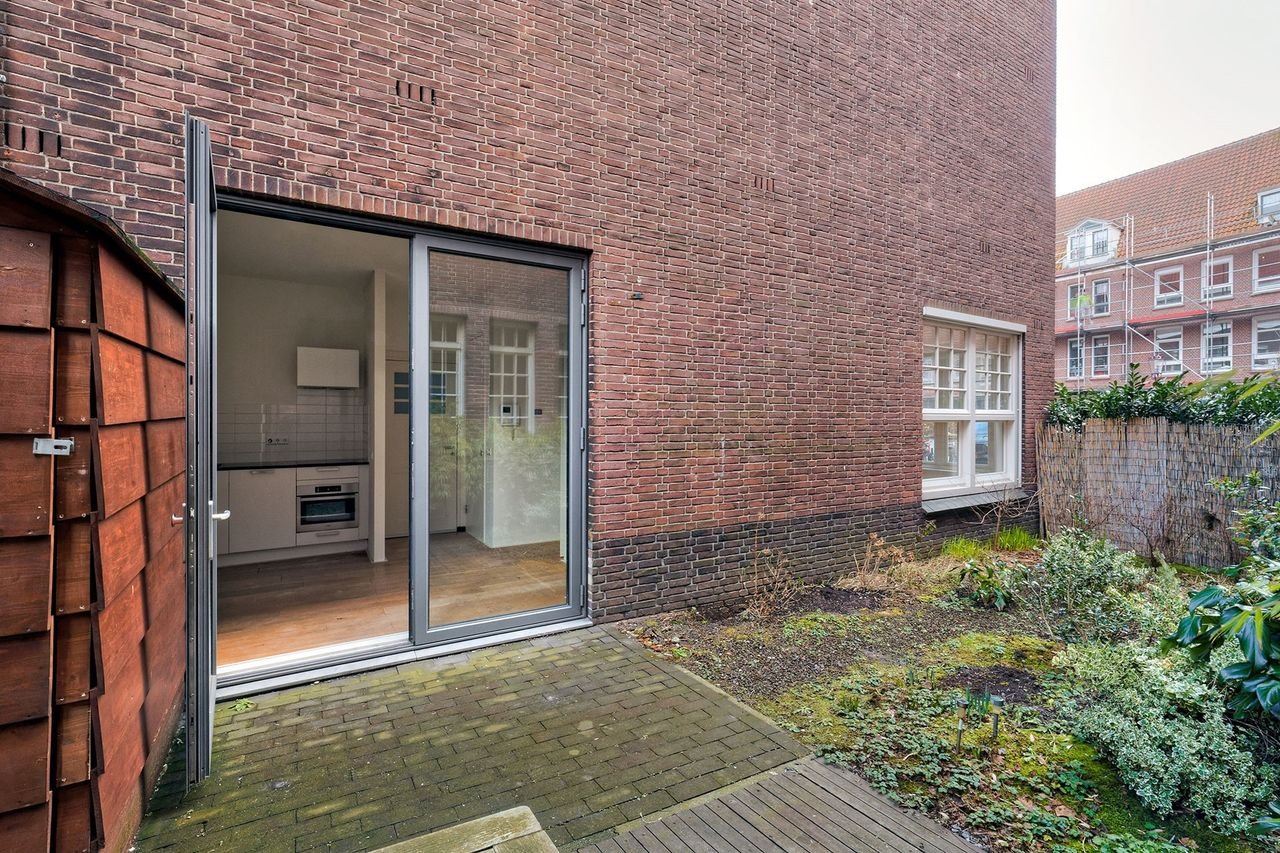 Licht hoekhuis in oude school Oost - Afbeelding 17