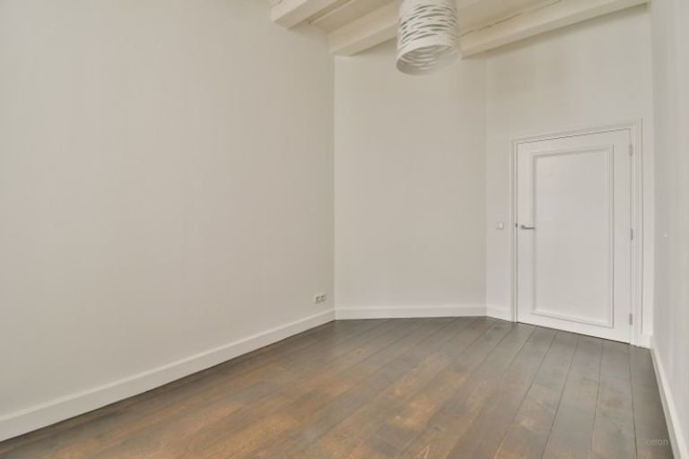 Royaal appartement met grachtzicht - Afbeelding 23