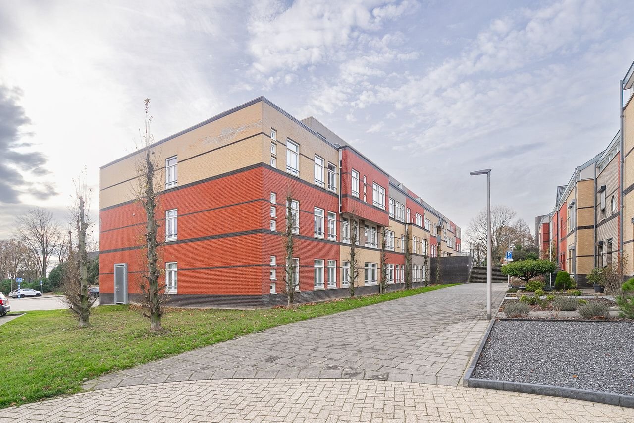 Wonen in Landgraaf: 2 slpks &amp; parkeren - Afbeelding 4