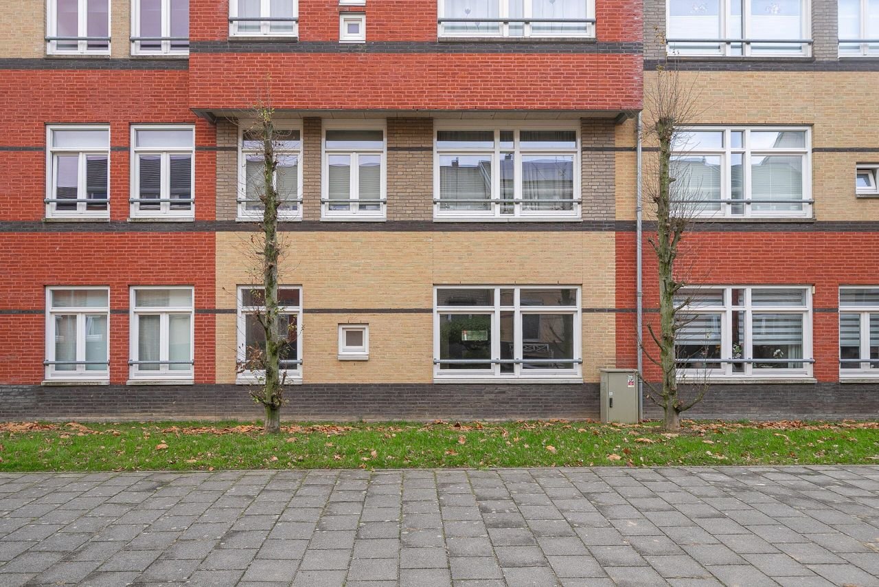 Wonen in Landgraaf: 2 slpks &amp; parkeren - Afbeelding 2
