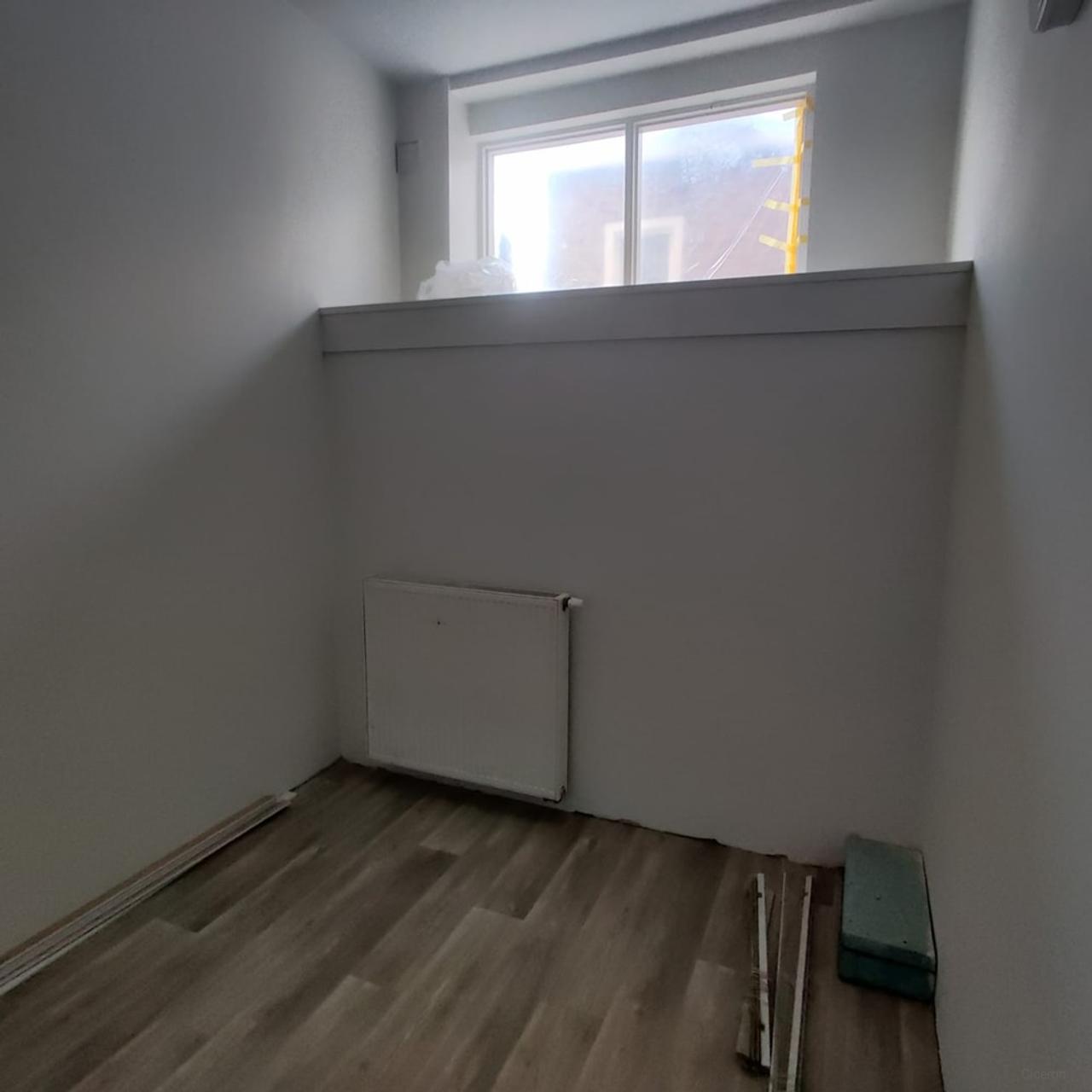 2 rooms with balcony near the station - Image 7