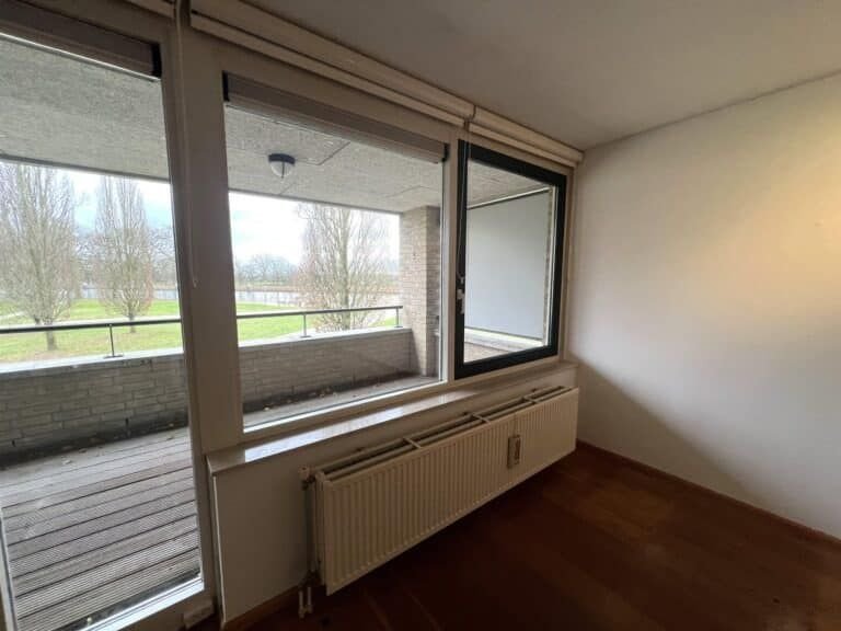 Ruim appartement met zicht op het kanaal - Afbeelding 7