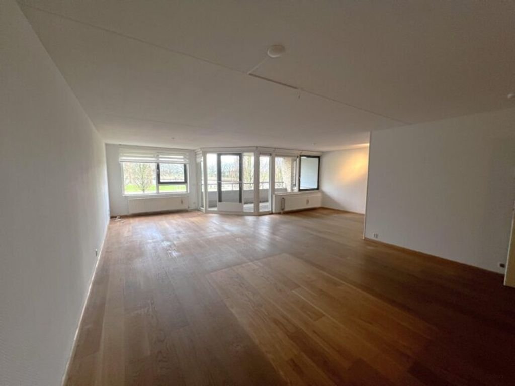 Ruim appartement met zicht op het kanaal - Afbeelding 2