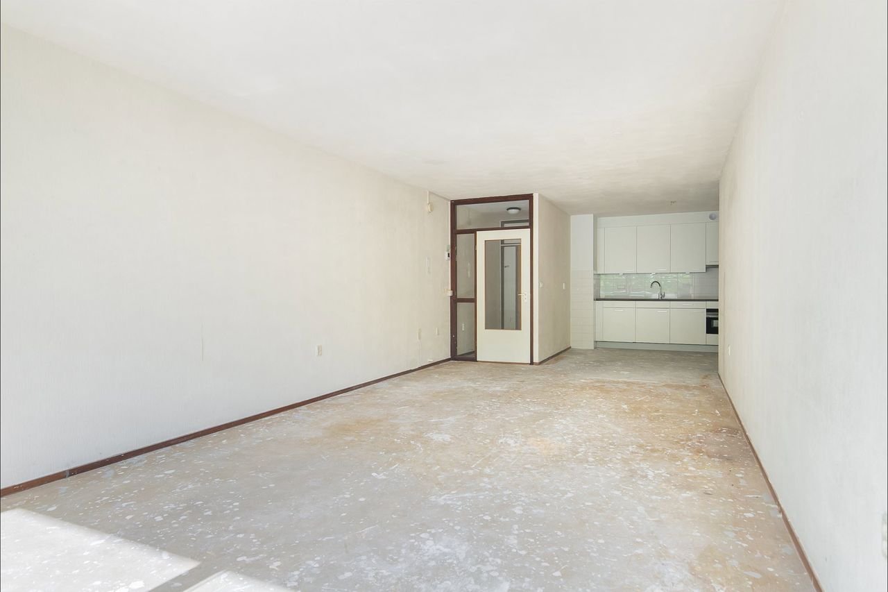 Apartment with large terrace in Leiden - Image 8