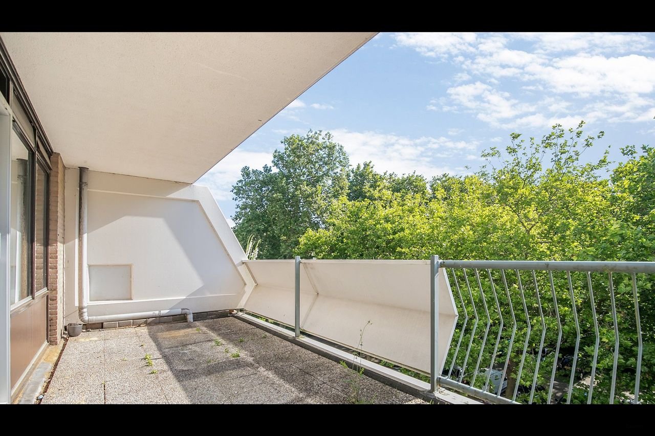 Apartment with large terrace in Leiden - Image 13