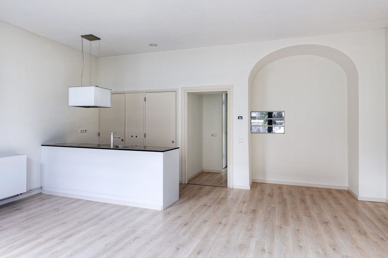 Benedenwoning in Oost met enorme tuin - Afbeelding 16