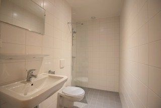 Modern gemeubileerd appartement in hartje Den Haag (Label A) - Afbeelding 11