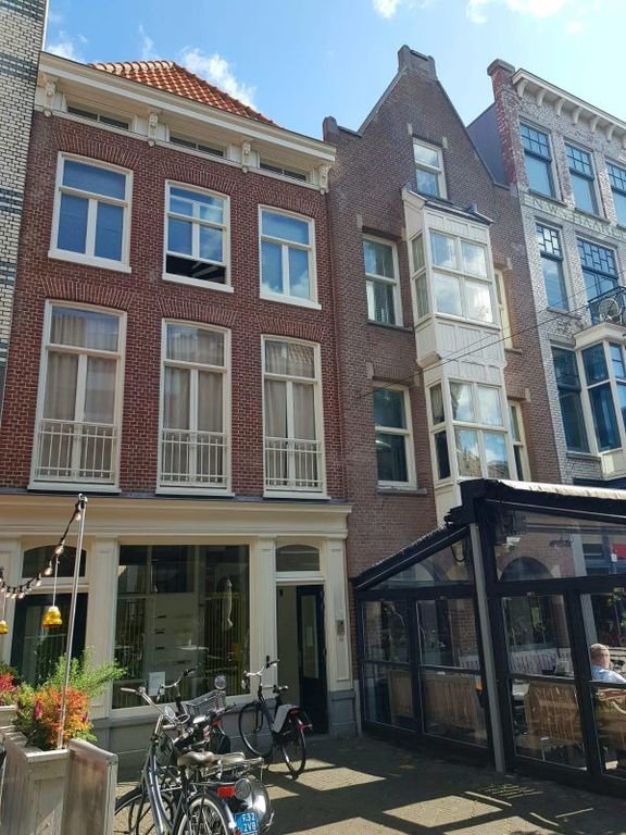 Gerenoveerd stadsappartement met terras - Afbeelding 4