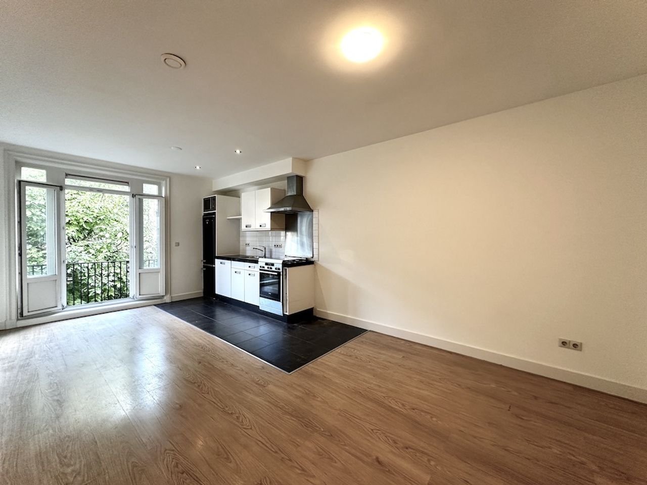 Licht appartement met 3 slaapkamers in De Baarsjes - Afbeelding 2