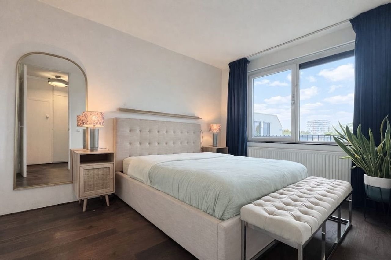 Licht 3-kamerappartement met balkon en parking - Afbeelding 11