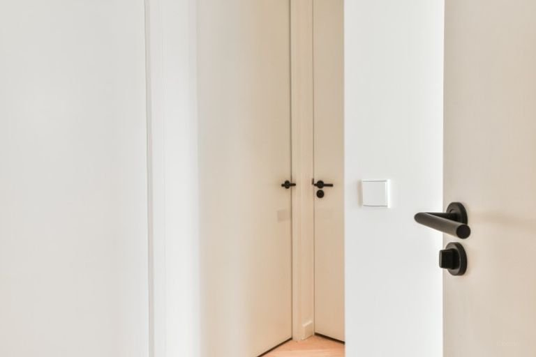 Gerenoveerd appartement met twee balkons - Afbeelding 16