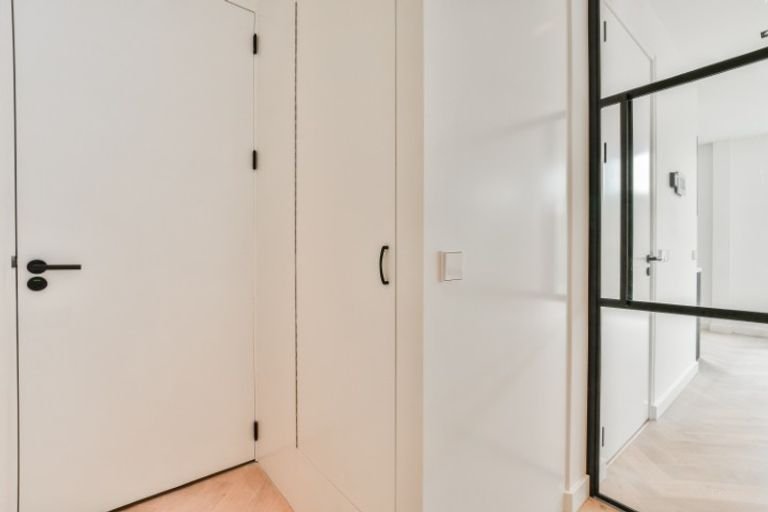 Gerenoveerd appartement met twee balkons - Afbeelding 9