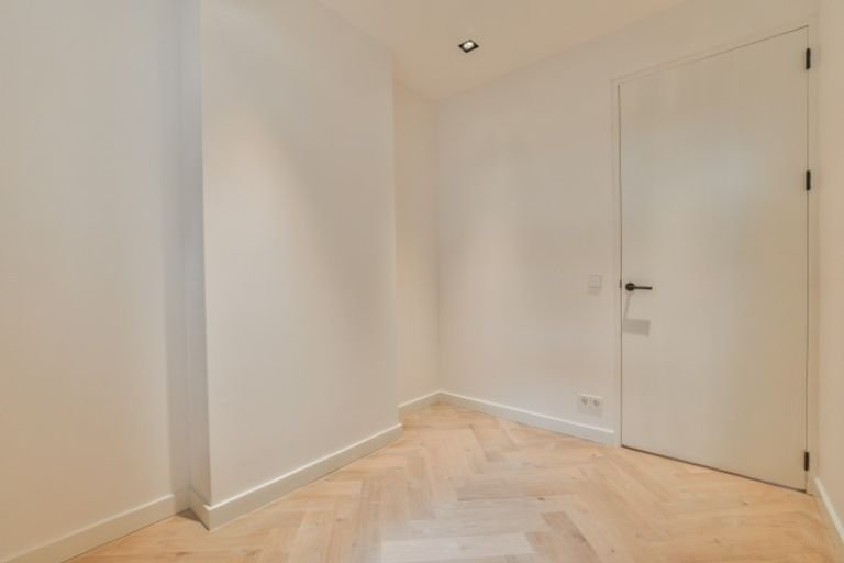 Gerenoveerd appartement met twee balkons - Afbeelding 11