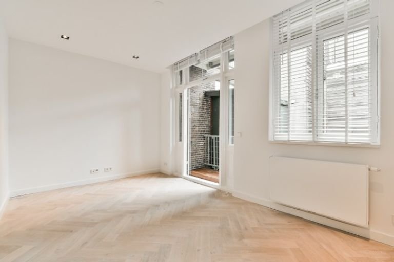 Gerenoveerd appartement met twee balkons - Afbeelding 13