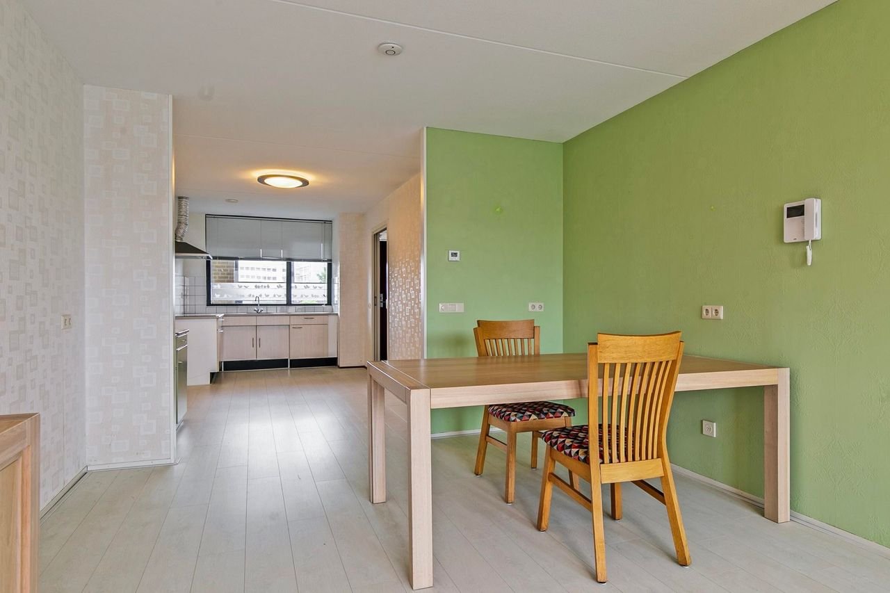 Comfortable 2-bedroom apartment (55+) - Image 7