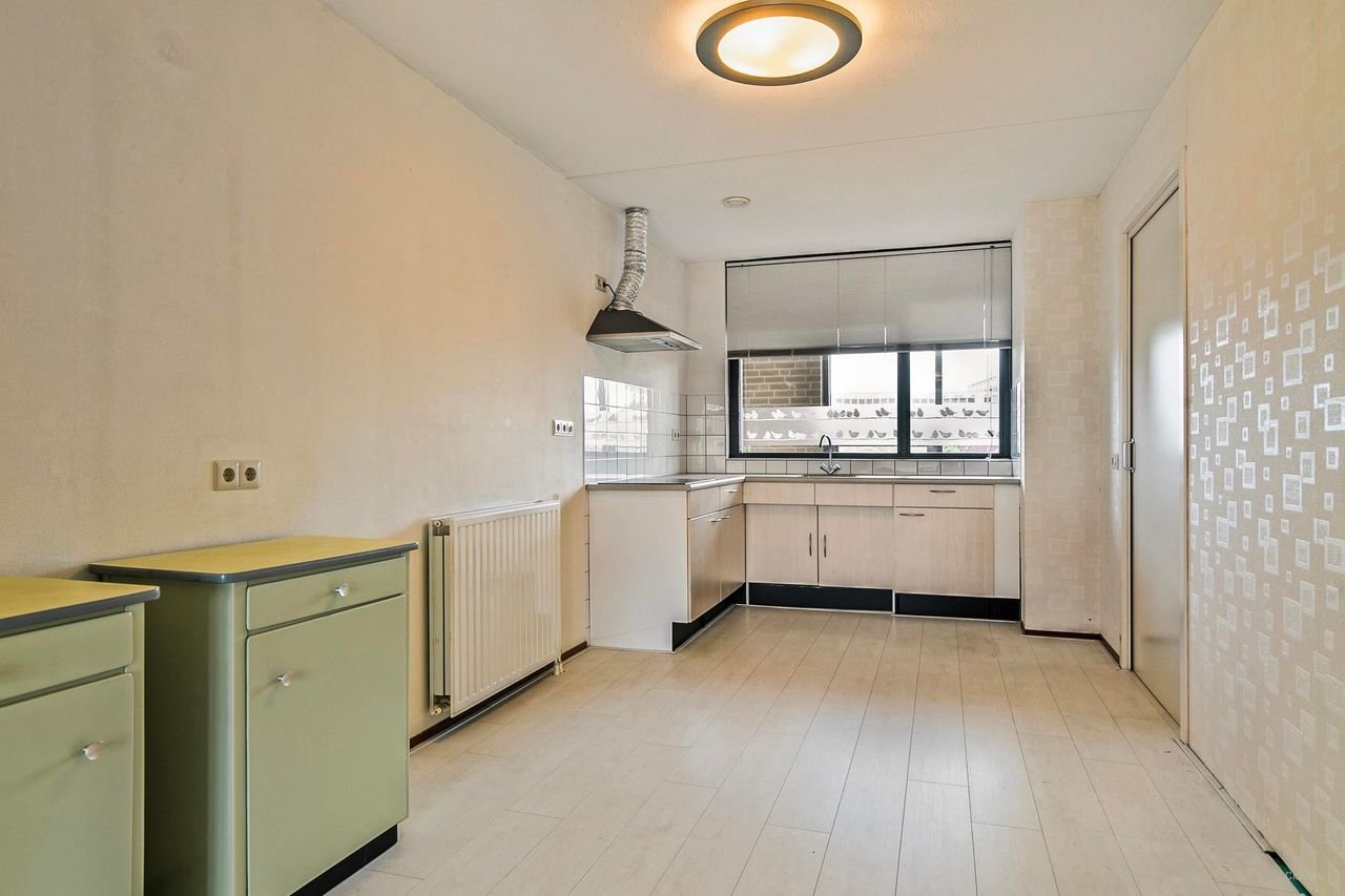 Comfortable 2-bedroom apartment (55+) - Image 8