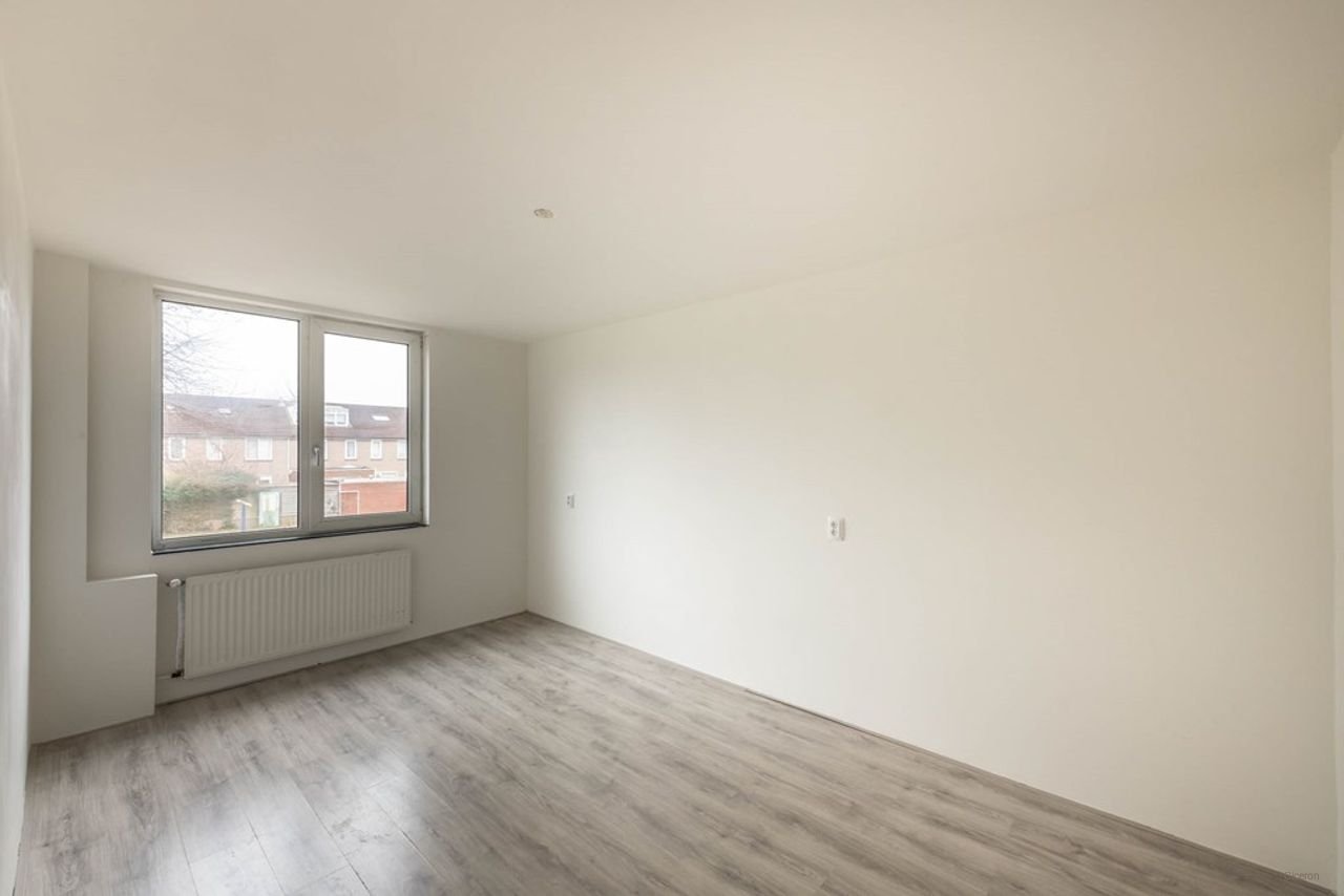 Royaal wonen: 125m² met kantoor op begane grond - Afbeelding 17