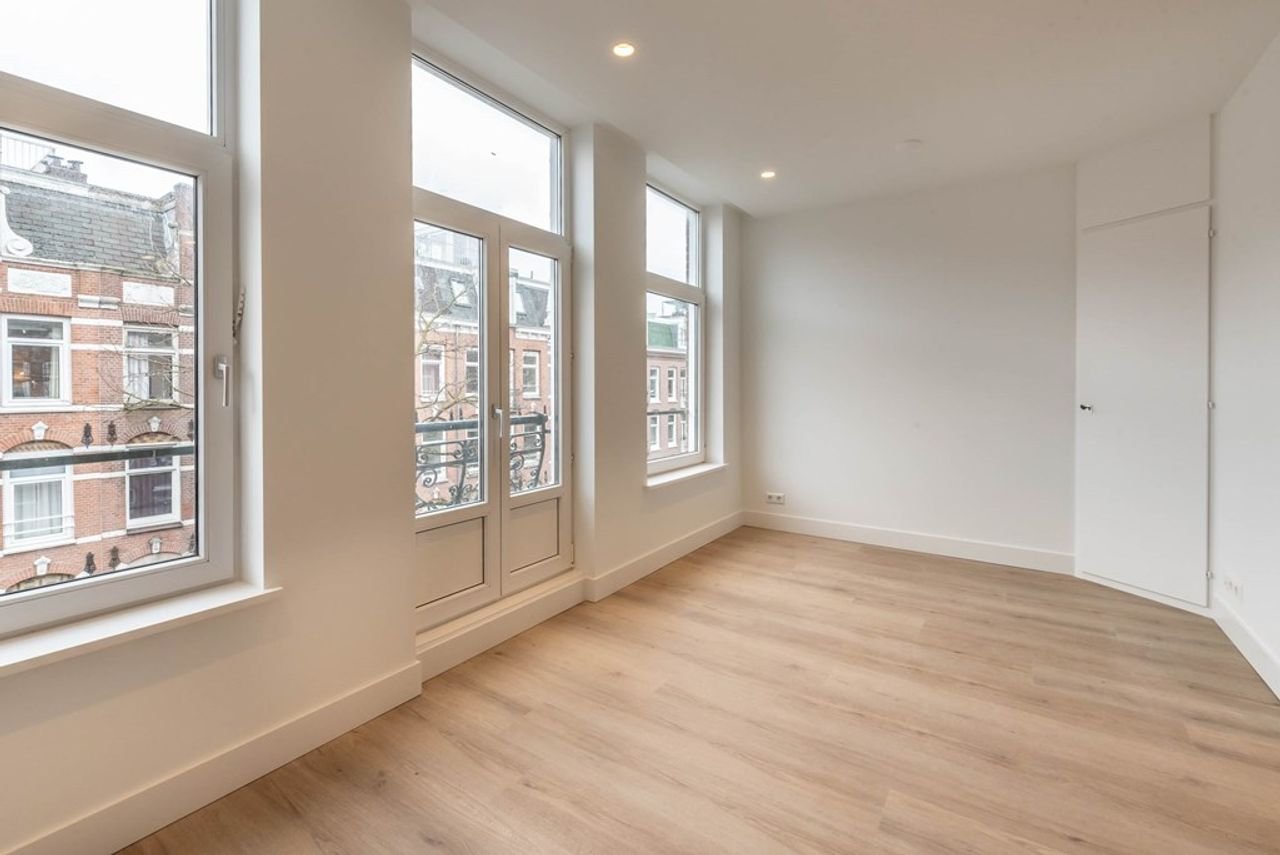 Gerenoveerd appartement met balkon in de Helmersbuurt - Afbeelding 6