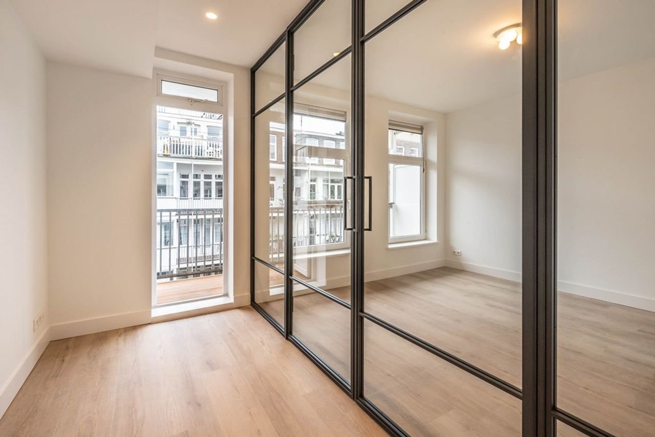 Gerenoveerd appartement met balkon in de Helmersbuurt - Afbeelding 10