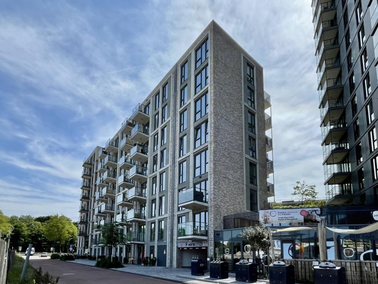 3-kamerappartement met balkon in Leiden - Afbeelding 1