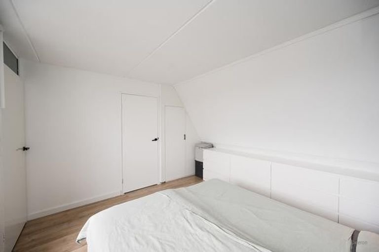 Moderne hoekwoning met garage in Lelystad - Afbeelding 17