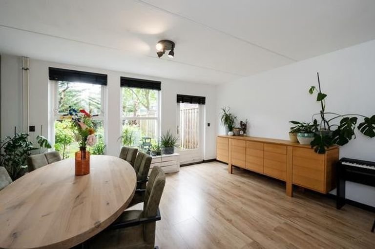 Moderne hoekwoning met garage in Lelystad - Afbeelding 5