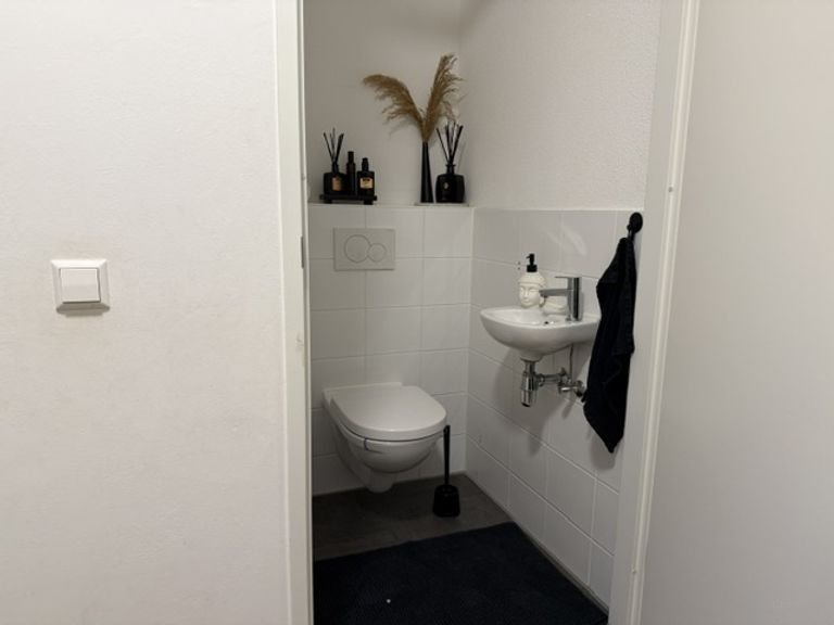 Gas-free living: 3 bedrooms in Velsen - Image 8