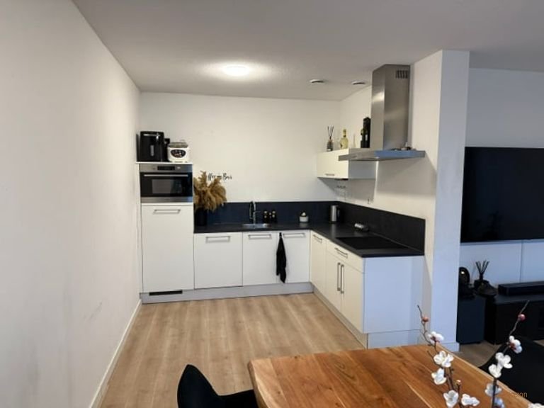 Gas-free living: 3 bedrooms in Velsen - Image 5