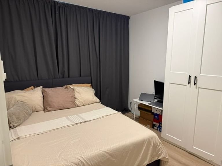 Gas-free living: 3 bedrooms in Velsen - Image 9