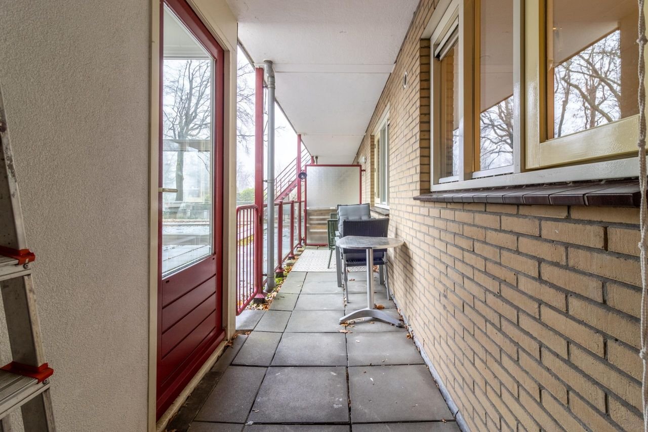 Spacious apartment on Van Weedestraat - Image 14
