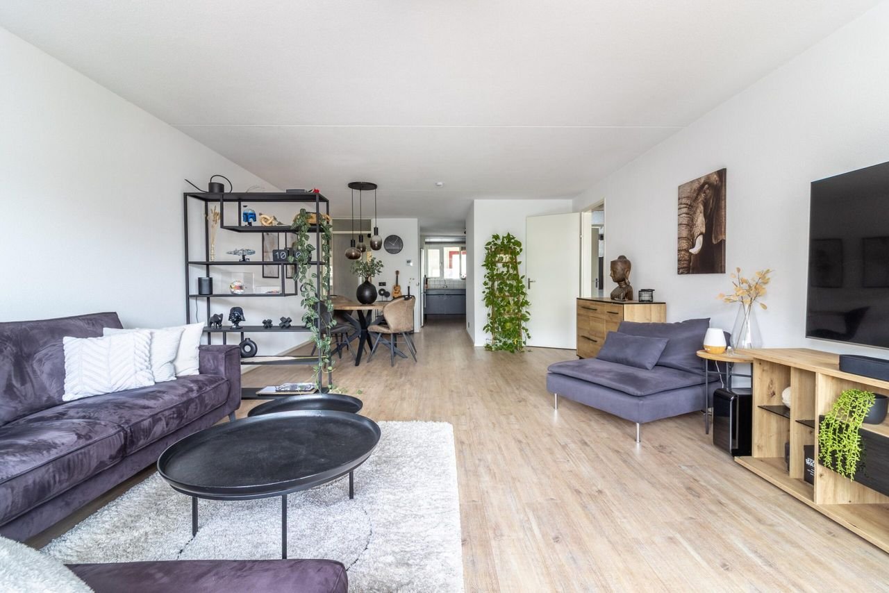 Spacious apartment on Van Weedestraat - Image 3