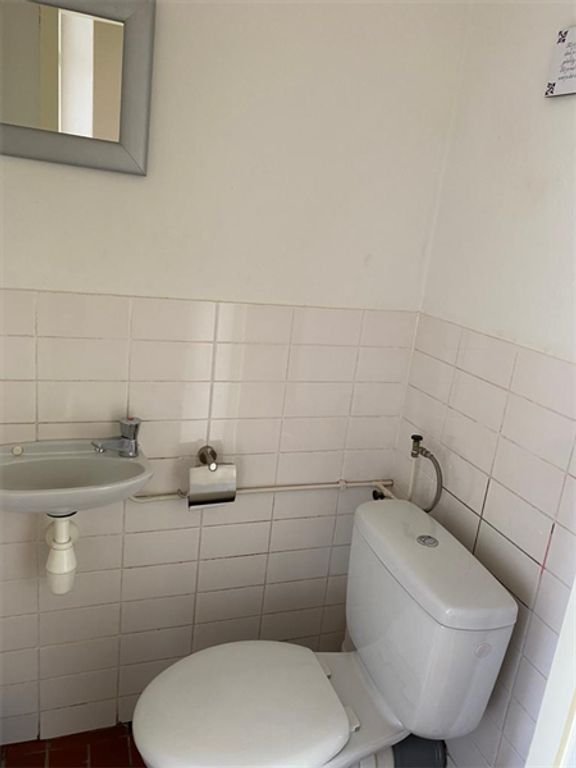 Kamer met eigen balkon in hartje stad - Afbeelding 4