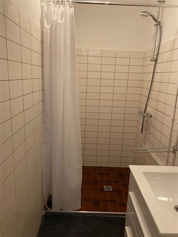 Kamer met eigen balkon in hartje stad - Afbeelding 2
