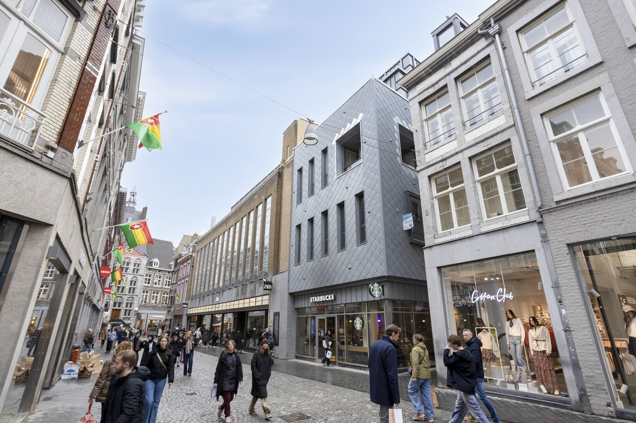 Modern living in the iconic Inde Lanscroon - Image 47