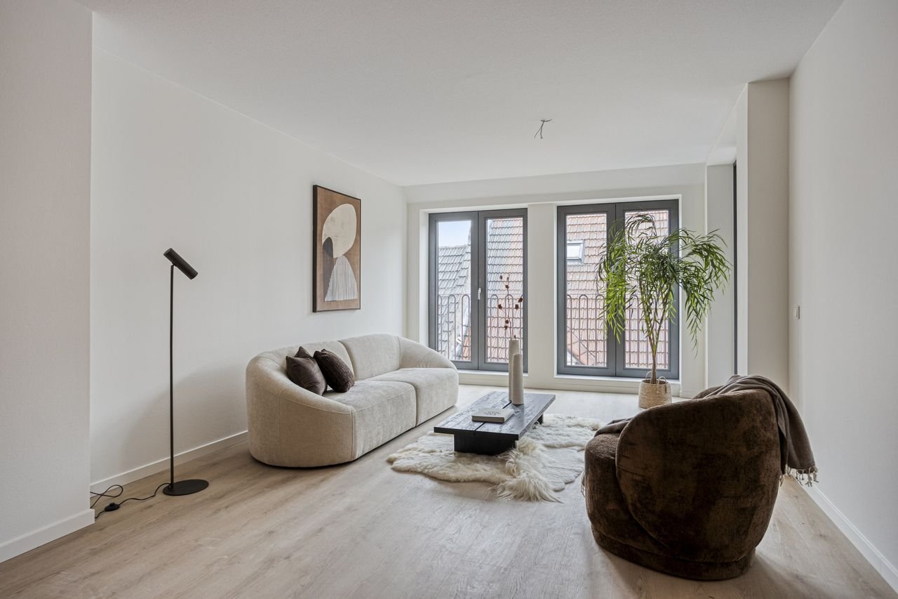 Modern living in the iconic Inde Lanscroon - Image 19